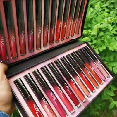 Lip gloss pack 6 of 12 gloss